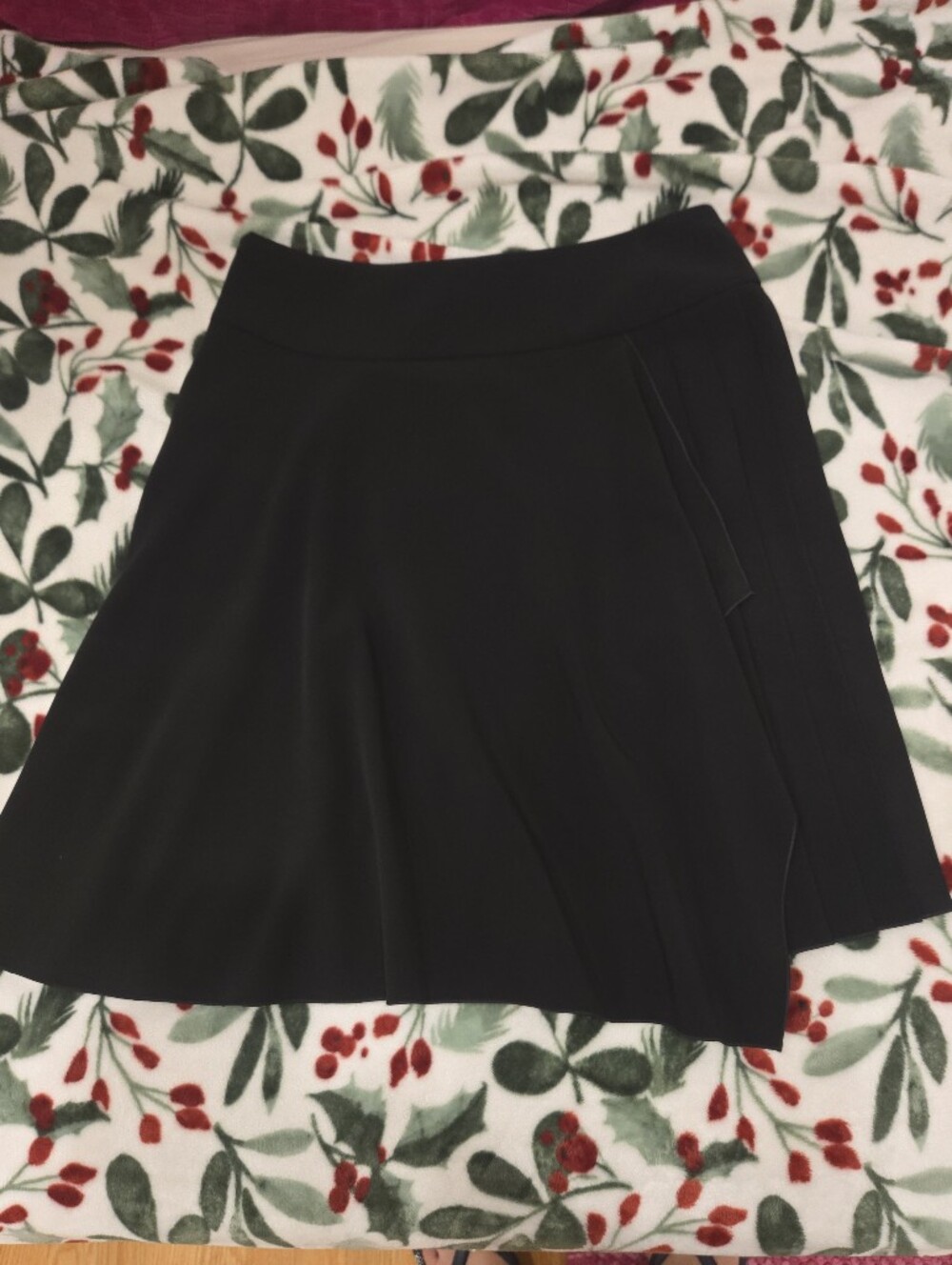 NWT Weekend Max Mara Black Asymmetrical Pleated-Panel Faux Wrap Front Skirt Sz10 - Picture 6 of 8